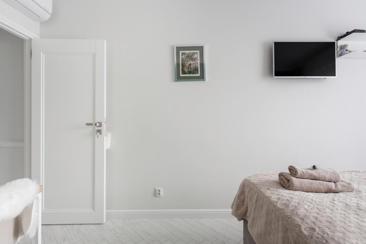 Luksusowy Apartament Hercena7 W Sercu Miasta Βρότσλαβ Εξωτερικό φωτογραφία