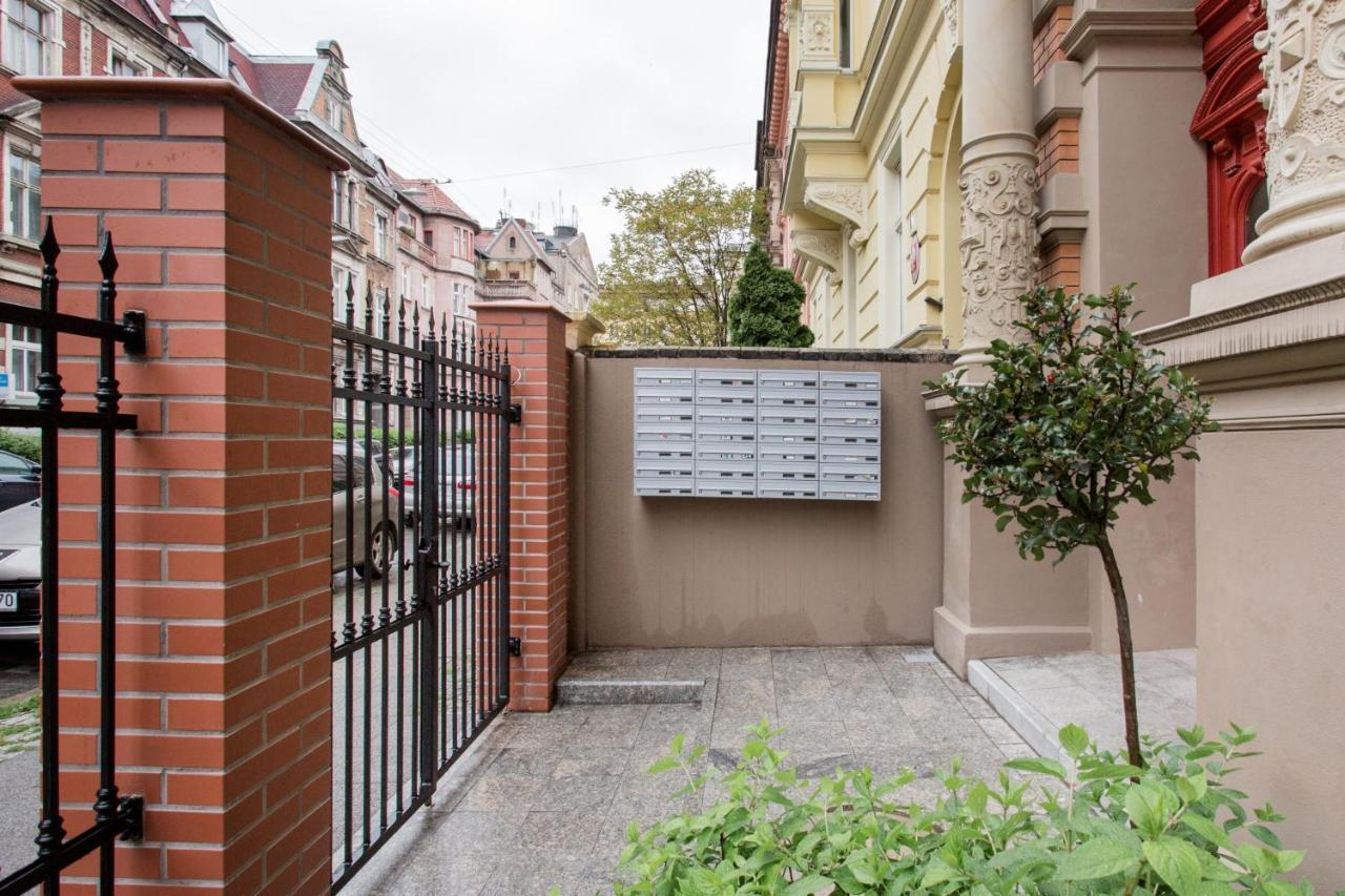 Luksusowy Apartament Hercena7 W Sercu Miasta Βρότσλαβ Εξωτερικό φωτογραφία