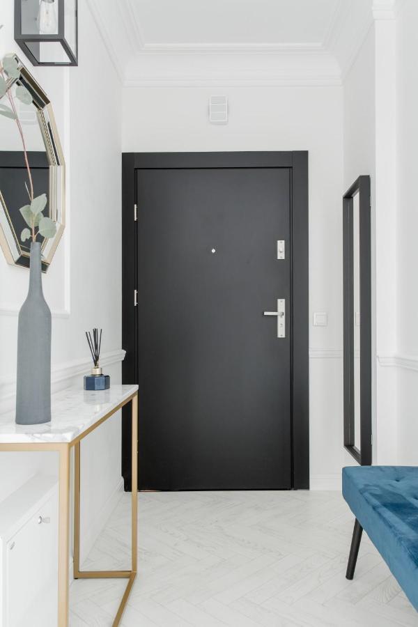 Luksusowy Apartament Hercena7 W Sercu Miasta Βρότσλαβ Εξωτερικό φωτογραφία